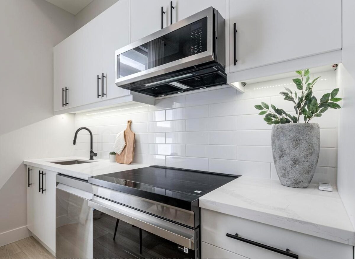 Kitchen counter finish, The Nine